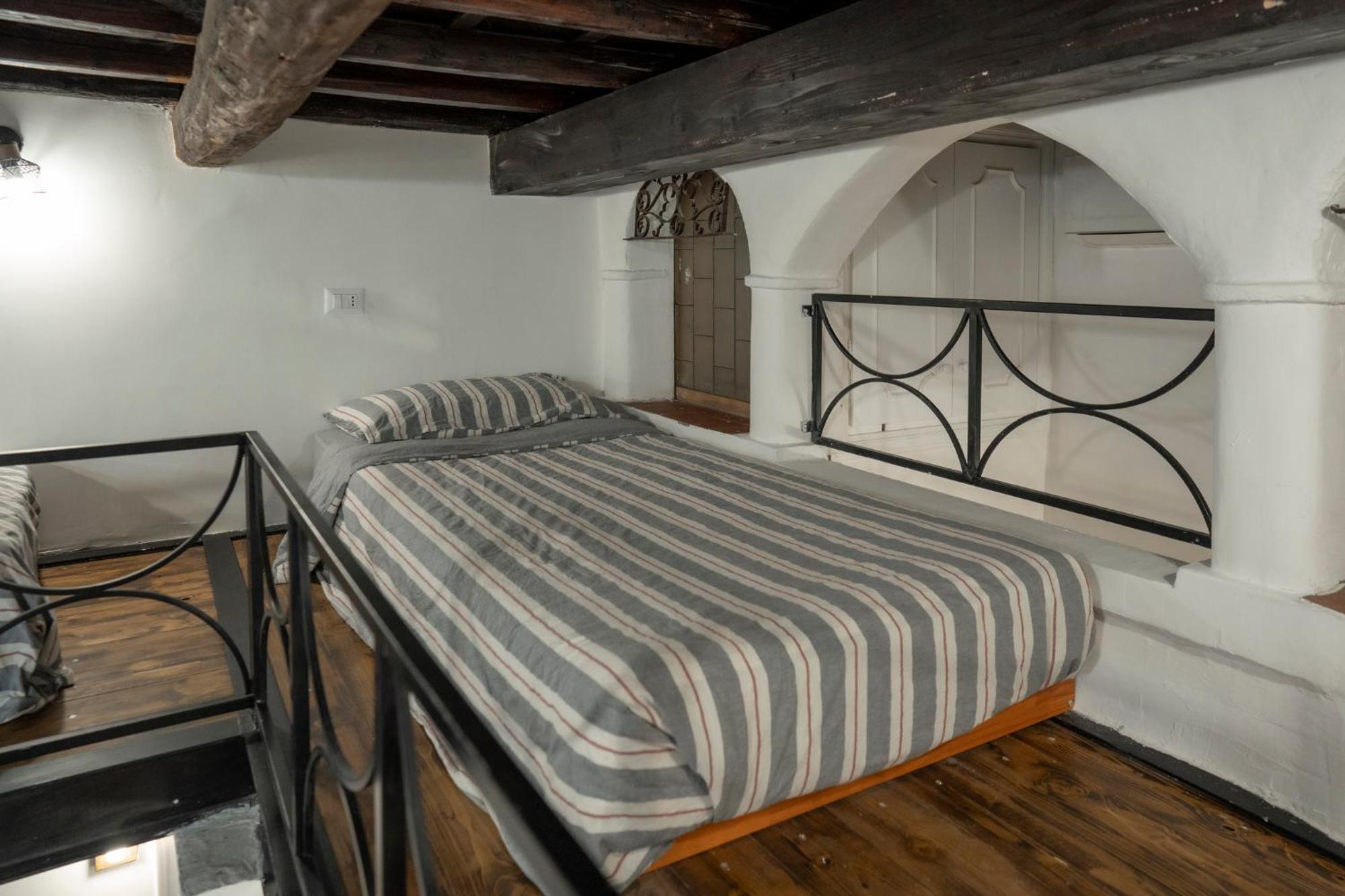 Home Domus Capocci - Rione Monti 罗马 外观 照片