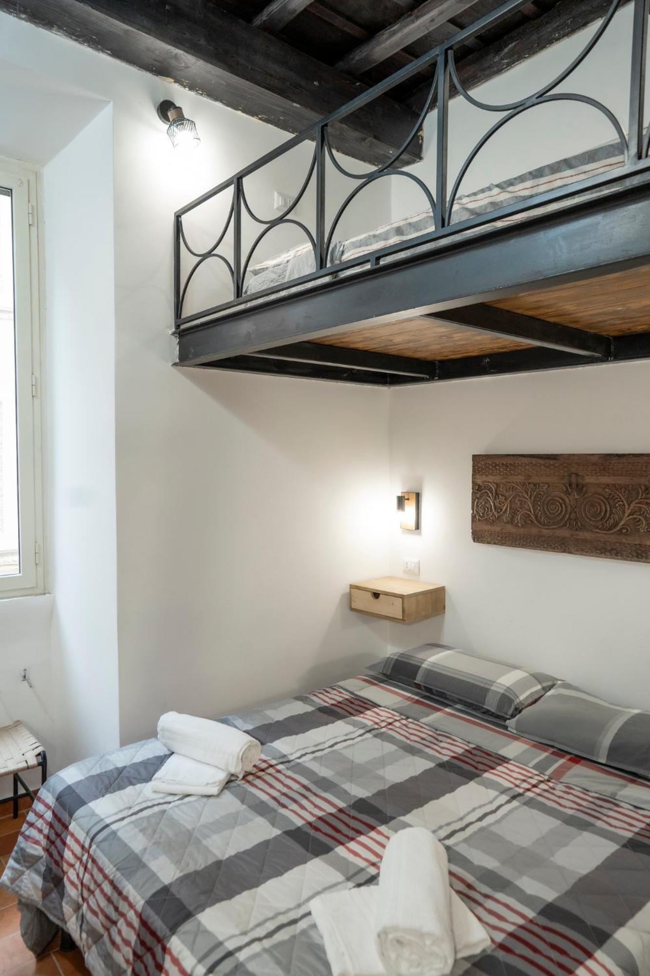 Home Domus Capocci - Rione Monti 罗马 外观 照片